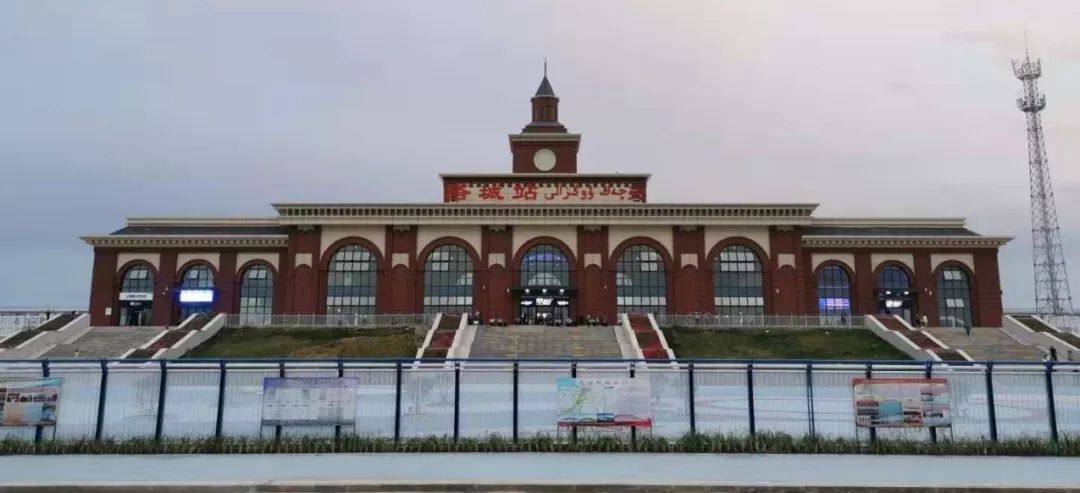 成都到塔城物流專線-成都到塔城貨運-精品線路- 成都到塔城物流專線-成都到塔城貨運-精品線路-